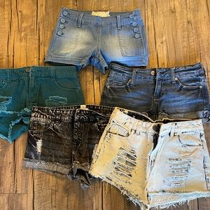 Ladies jean shorts size 24/0
